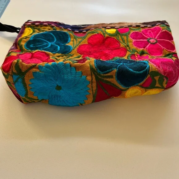 Floral Embroidered Women's Bag - Picture 4 of 6